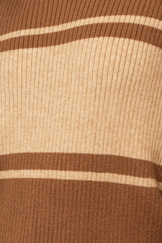 Contrast Stripe Mock Neck Sweater